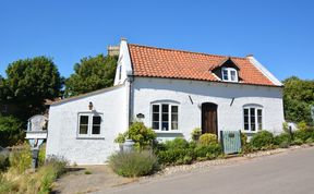 Photo of Camberley Cottage