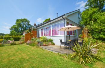 Stonecross Holiday Cottage