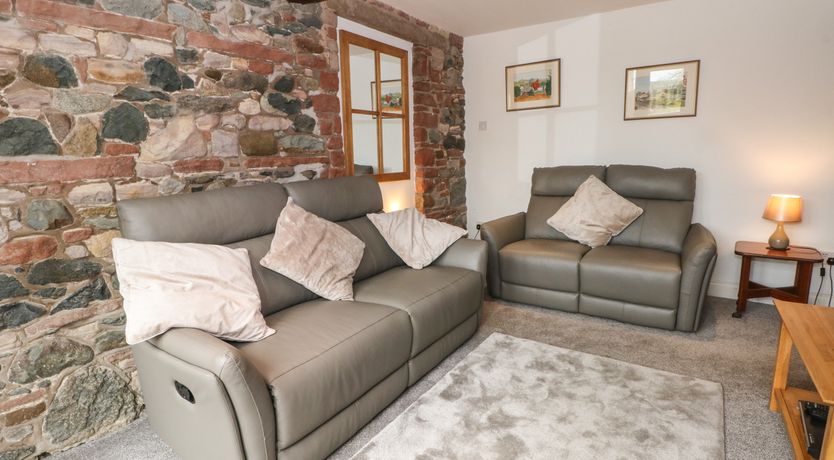 Photo of Saddleback Barn