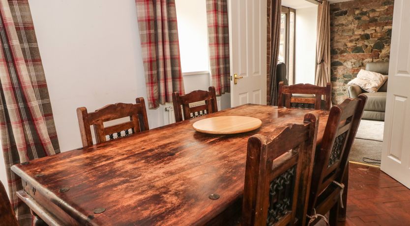 Photo of Saddleback Barn