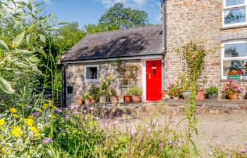 Y Cwtch Holiday Cottage