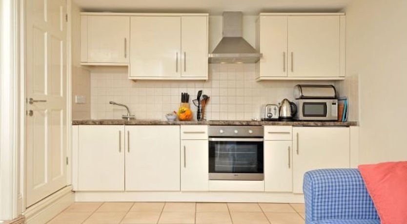 Photo of Apartment 32 Trinity Mews Trinity Hill Torquay TQ1 2AS