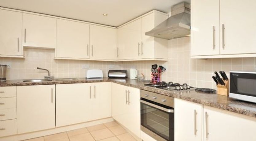 Photo of Apartment 30 Trinity Mews Trinity Hill Torquay TQ1 2AS