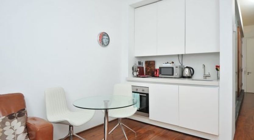 Photo of 15 Mills Bakery Royal William Yard Plymouth PL1 3GD ((Drakes Wha