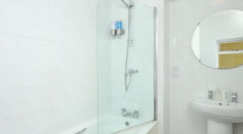 Photo of Apartment 15 Astor House Warren Road Torquay TQ2 5TR