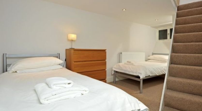 Photo of Apartment 15 Astor House Warren Road Torquay TQ2 5TR