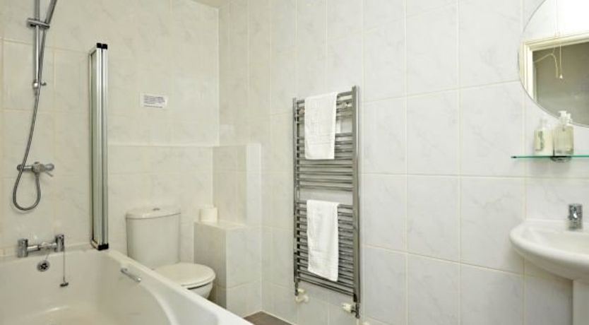 Photo of Apartment 8 Astor House Warren Road Torquay TQ2 5TR