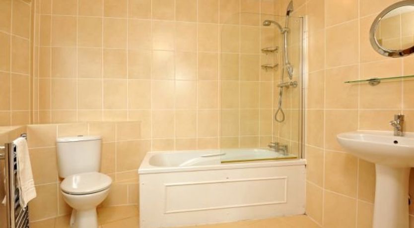 Photo of Apartment 12 Trinity Mews Trinity Hill Torquay TQ1 2AS