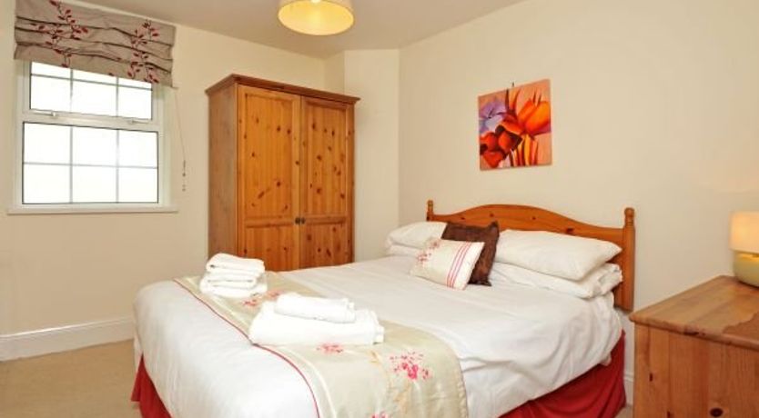 Photo of Apartment 12 Trinity Mews Trinity Hill Torquay TQ1 2AS