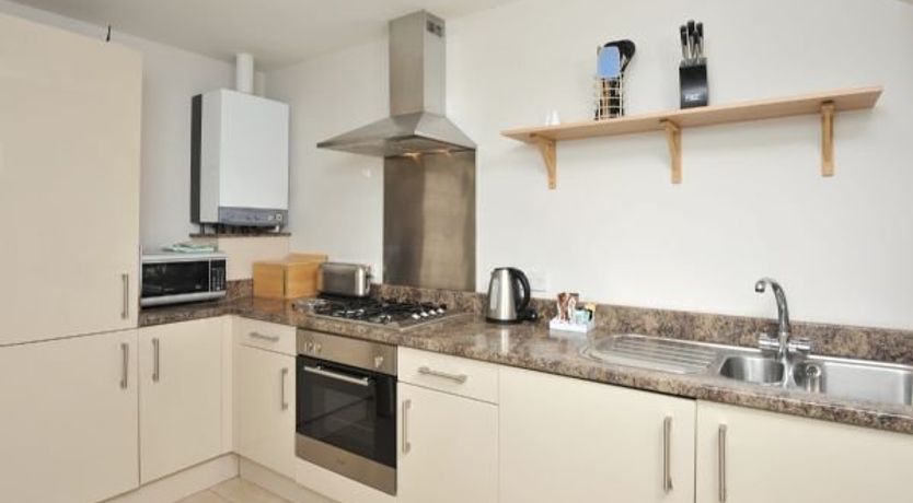 Photo of Apartment No 1 Astor House Warren Road Torquay TQ2 5TR