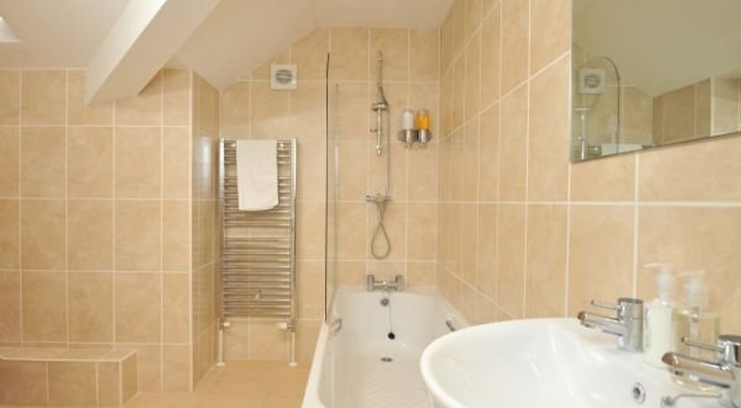 Photo of Apartment No 1 Astor House Warren Road Torquay TQ2 5TR