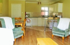 Photo of 21-pebble-walk-tramore