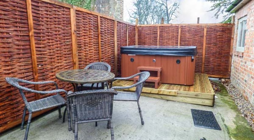 Photo of Walworth Castle Holiday Cottage
