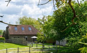 Photo of Methersham Oast Barn