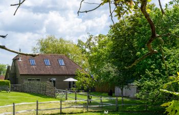 Methersham Oast Barn Holiday Cottage