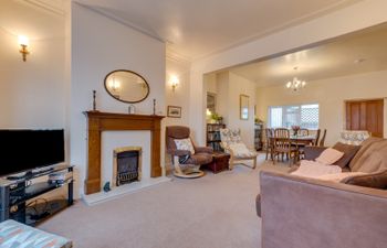 24 Park Terrace Holiday Cottage