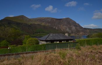 Old Snowdon Ranger Station Holiday Cottage