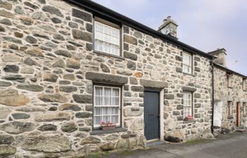 Ty Newydd Holiday Cottage