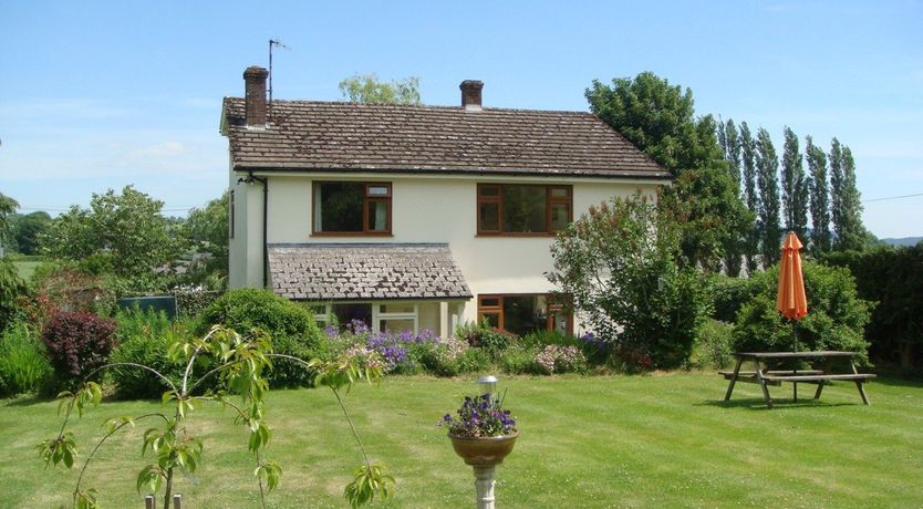 Photo of White House Cottage