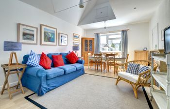 6a Springfield Road Apartment