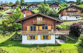 Chalet Boucaro Holiday Home