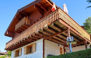 Chalet Boucaro Holiday Home
