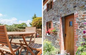 Photo of lundy-view-cottage