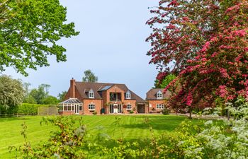 Broadleaf Lodge Holiday Home