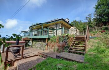 The Roost Holiday Cottage