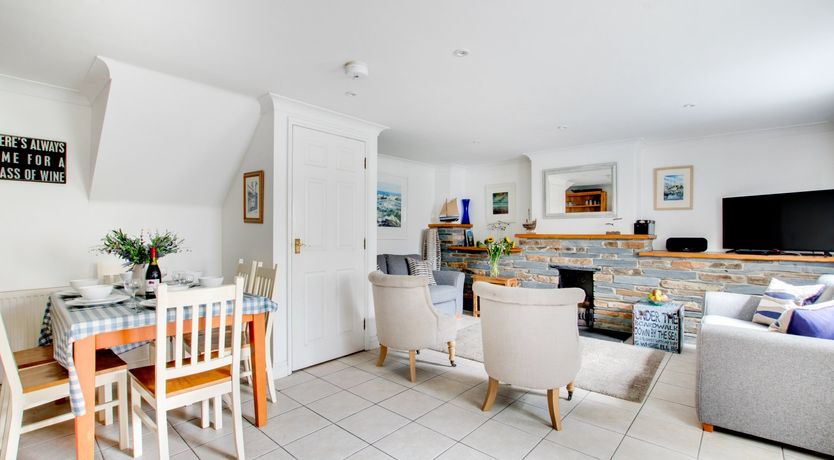 Photo of Hideaway Cottage