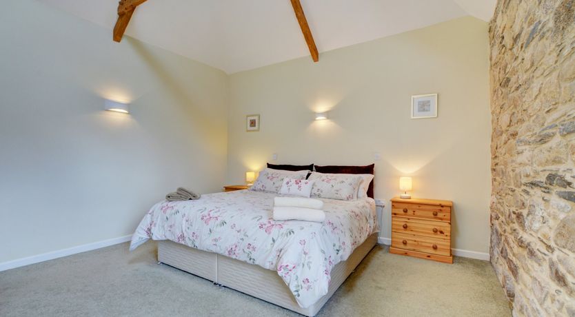 Photo of Barney's Cottage, Trenarlett Farm