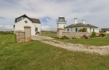 Old Higher Lighthouse Branscombe Lodge Holiday Cottage