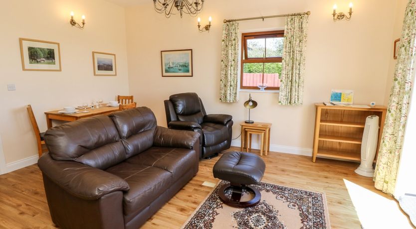 Photo of 2 The Stables