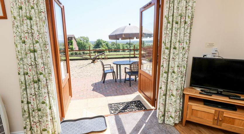 Photo of 2 The Stables