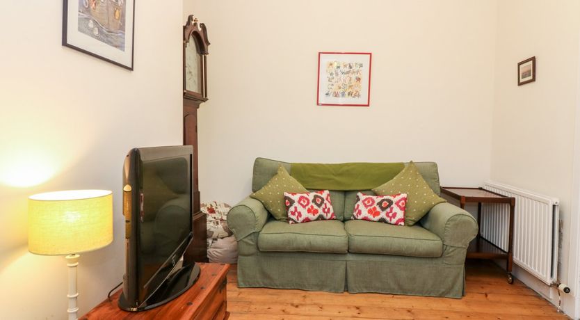 Photo of Castle Cliff