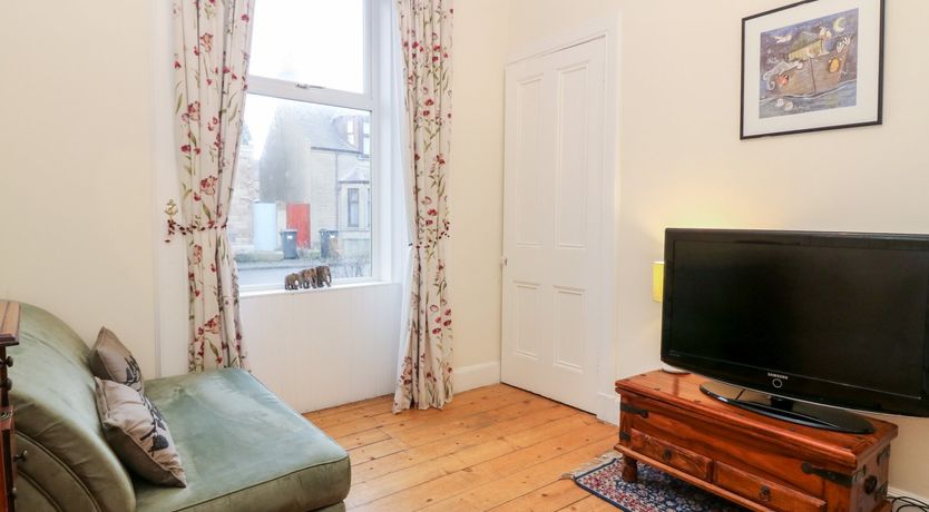 Photo of Castle Cliff