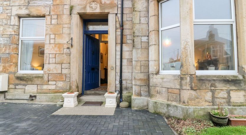 Photo of Castle Cliff