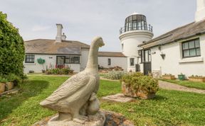 Photo of Old Higher Lighthouse Stopes Cottage