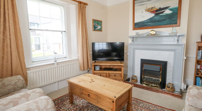 Photo of Old Higher Lighthouse Stopes Cottage