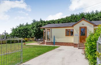 Elworthy Lodge Holiday Cottage