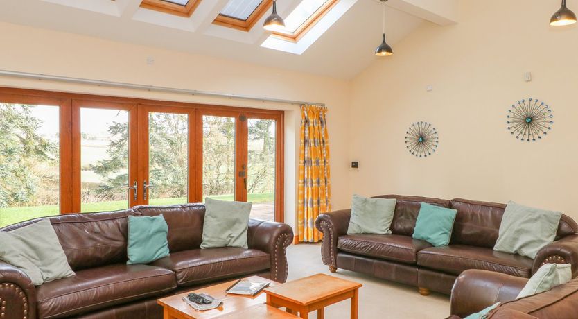 Photo of Manor House