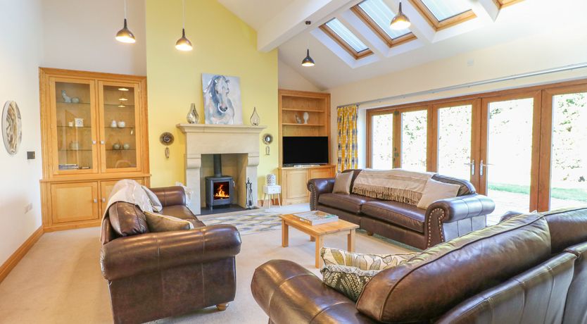 Photo of Manor House