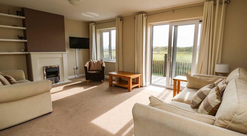 Photo of Ty'r Heulwen