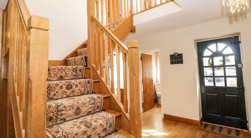 Photo of Lower Lane House