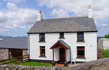 The Old Farmhouse Holiday Cottage