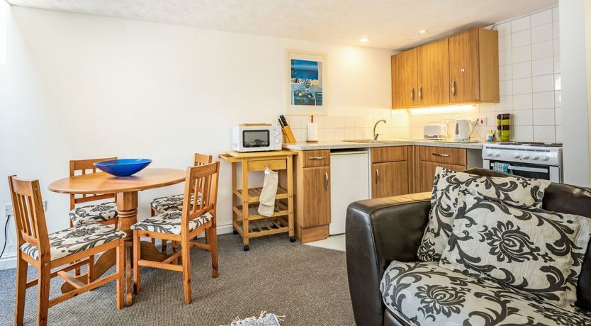 Photo of West Sea View No 4