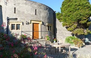 The Round House Holiday Cottage