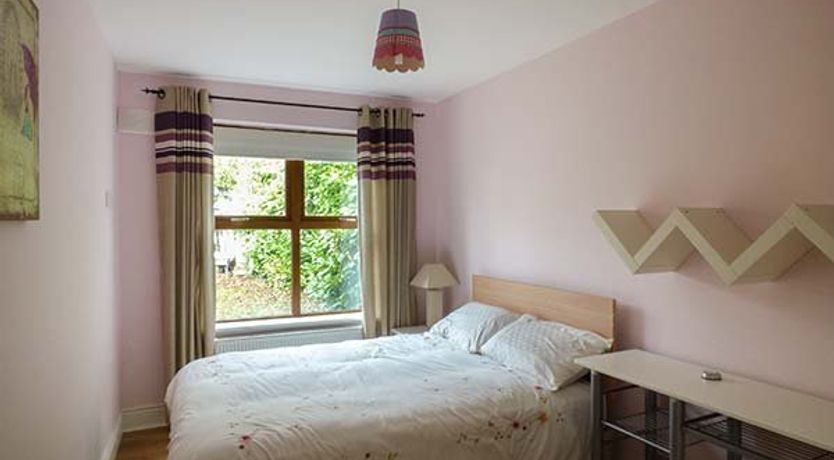 Photo of 5 Kilnamanagh Manor