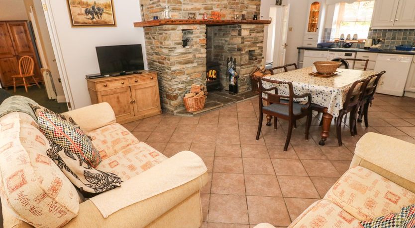 Photo of Lis-Ardagh Cottage 1