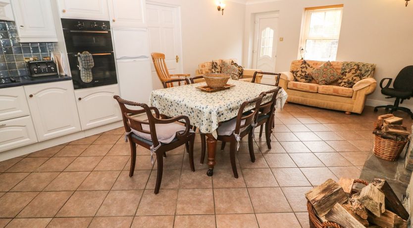 Photo of Lis-Ardagh Cottage 1